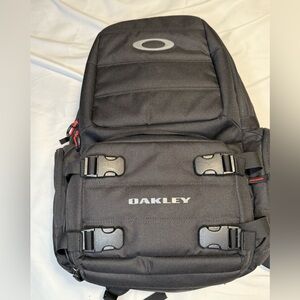Oakley Black Men's Chamber Range Backpack